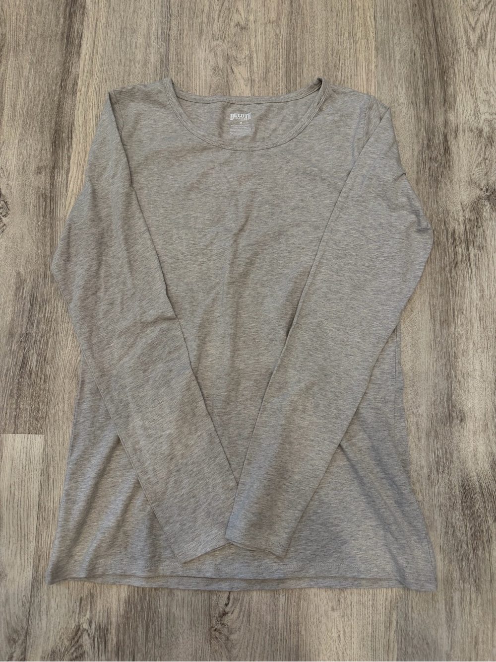 Duluth Trading Co Medium Gray Long Sleeve Crew Neck Top NWOT